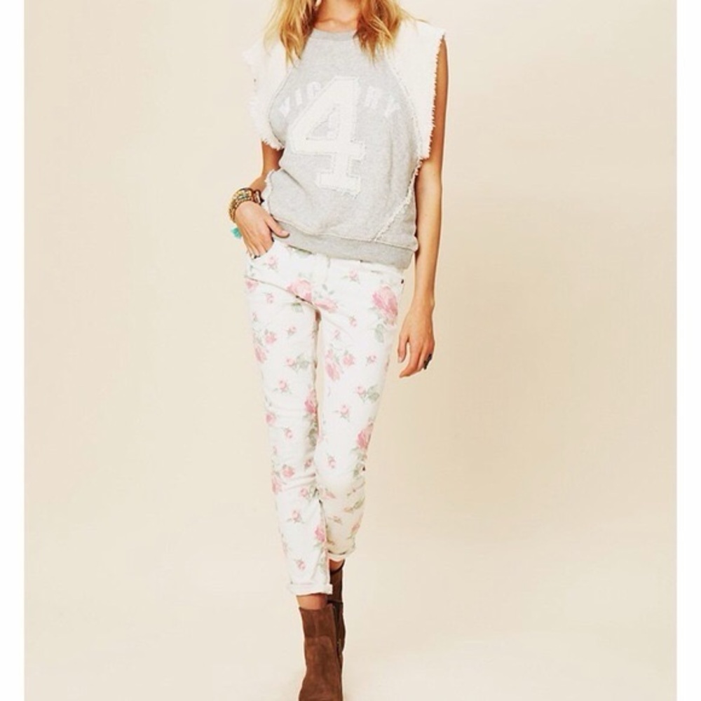 Free People White Cream Vintage Rose Floral Print Denim Midrise straight Jeans